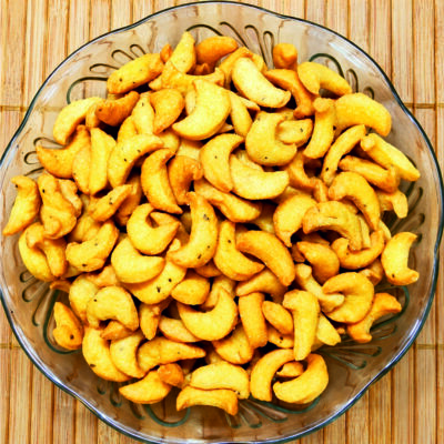 Kaju Shaped Mathri Kaju Shaped Mathri